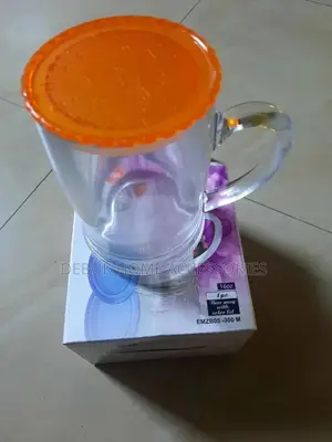Frosted Mug With Lid