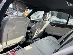 Mercedes-Benz C300 2011 Gray
