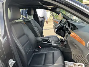Mercedes-Benz C300 2013 Black