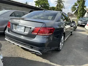 Mercedes-Benz E350 2012 Black