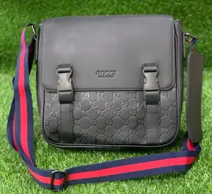 Gucci Signature Leather Messenger Black Cross Bag