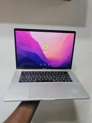 Laptop Apple MacBook Pro 2018 32GB Intel Core I7 SSD 512GB
