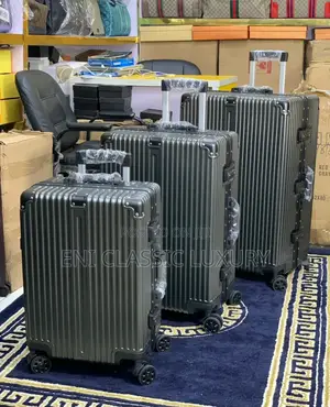 Durable Unisex Luggage Set for Sale