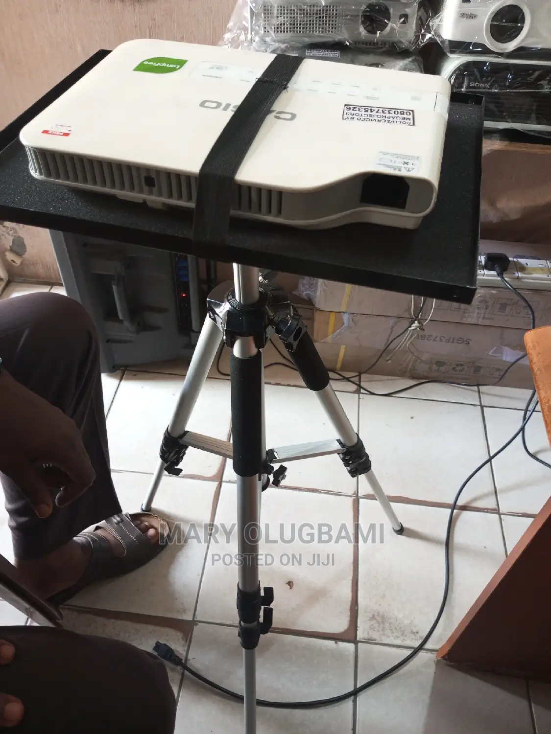 Casio Projector and Tripod Stand