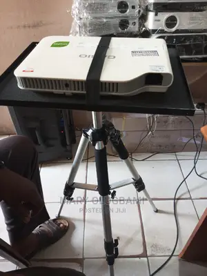 Casio Projector and Tripod Stand