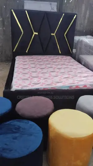 Bed Frame 4x6ft and Foam