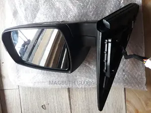 Side Mirror for Kia Sorento 2012.