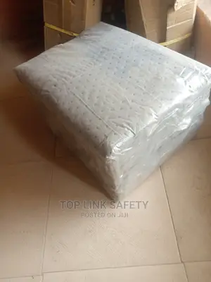 Oil Absorbenting Pad