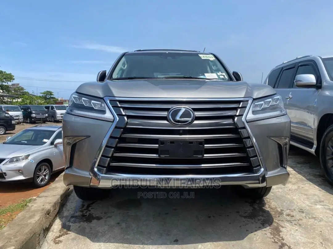 Lexus LX 2019 Silver