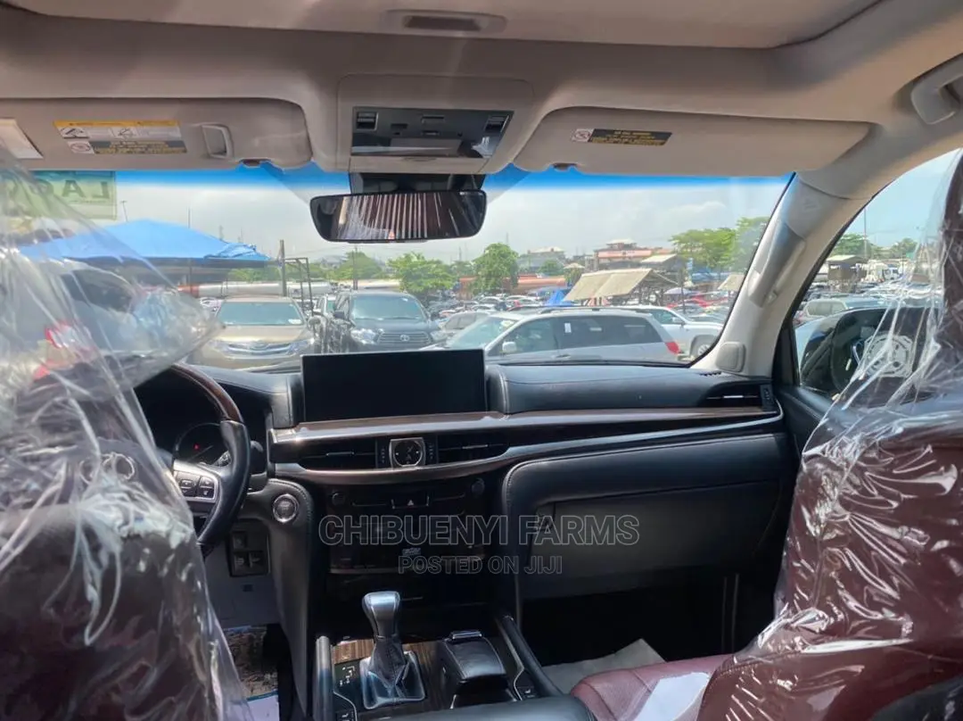Lexus LX 2019 Silver