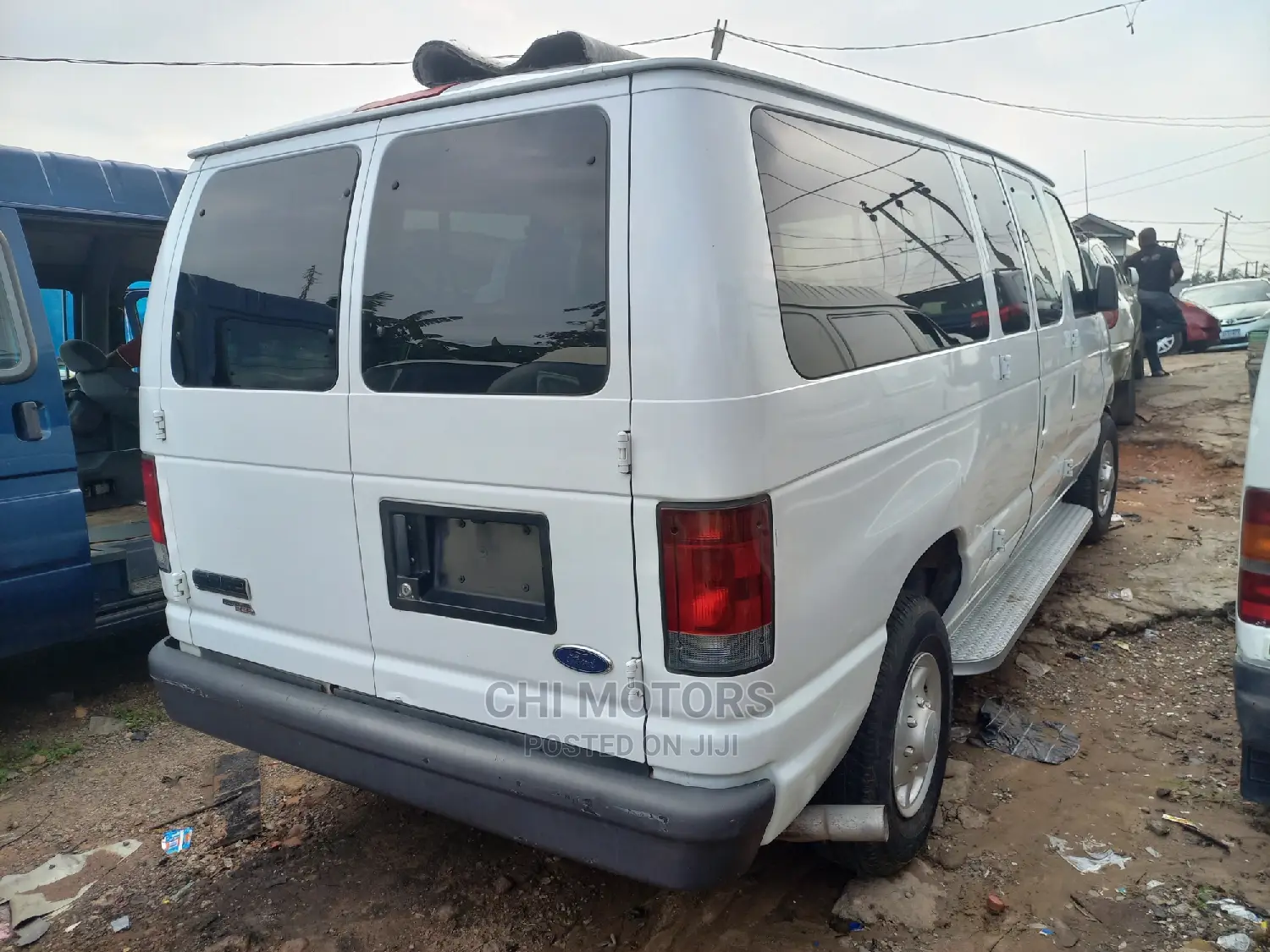 Ford E350 2006 White
