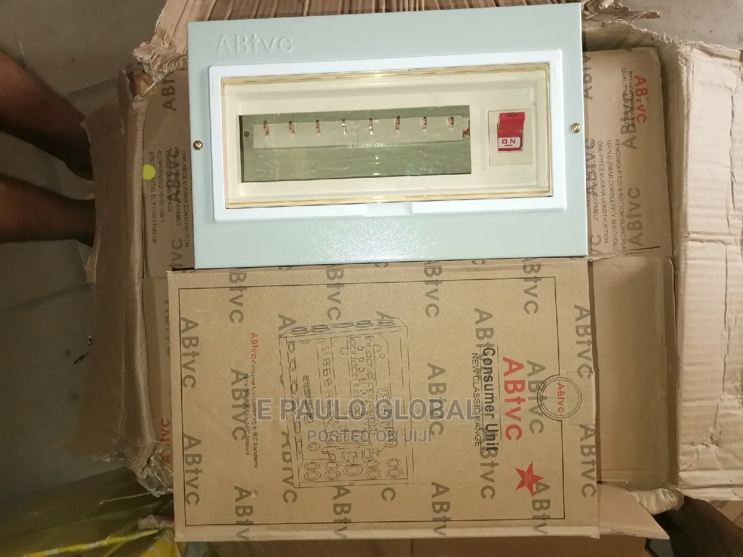 8ways 8breakers Consumer Units