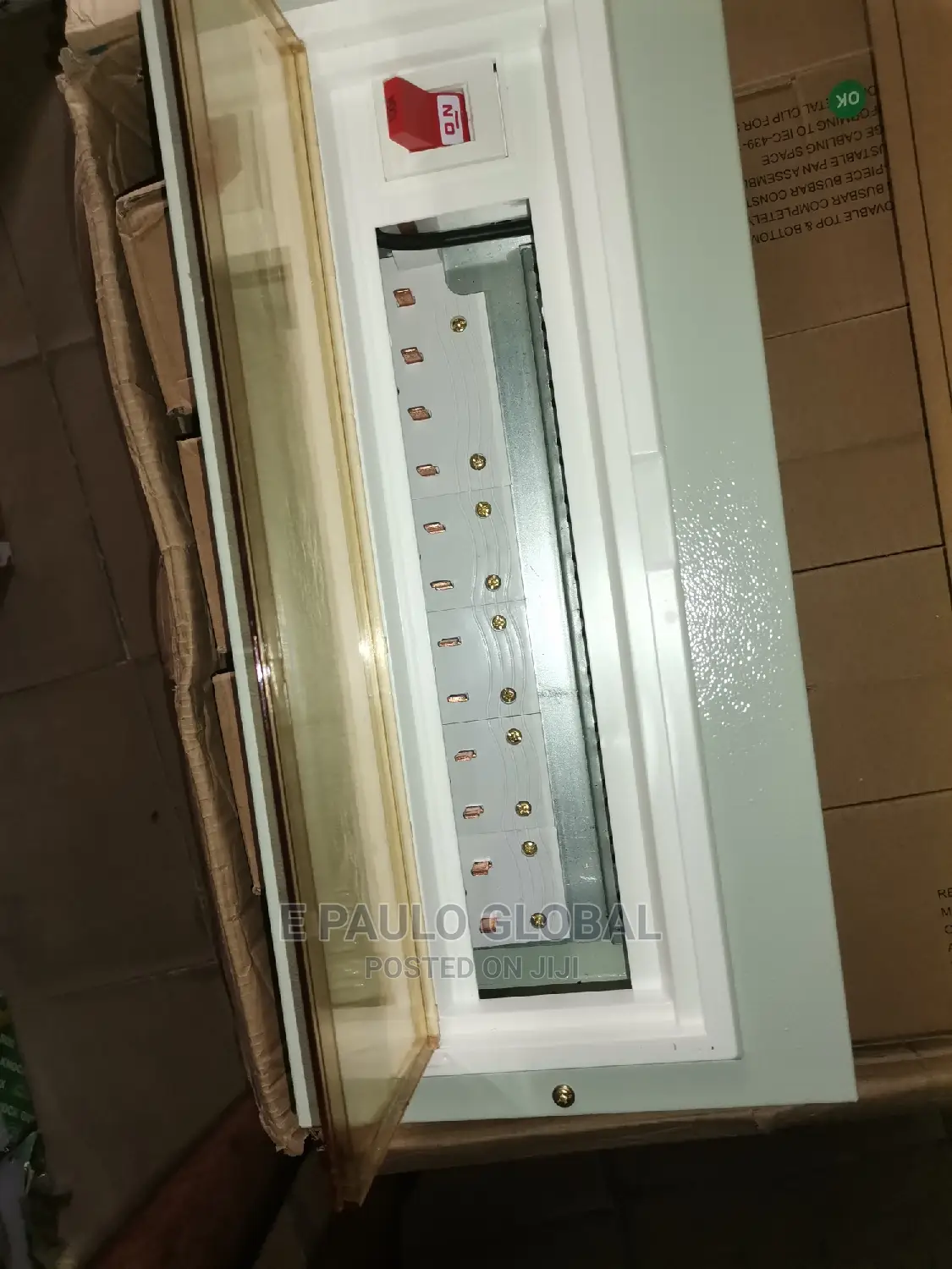 8ways 8breakers Consumer Units