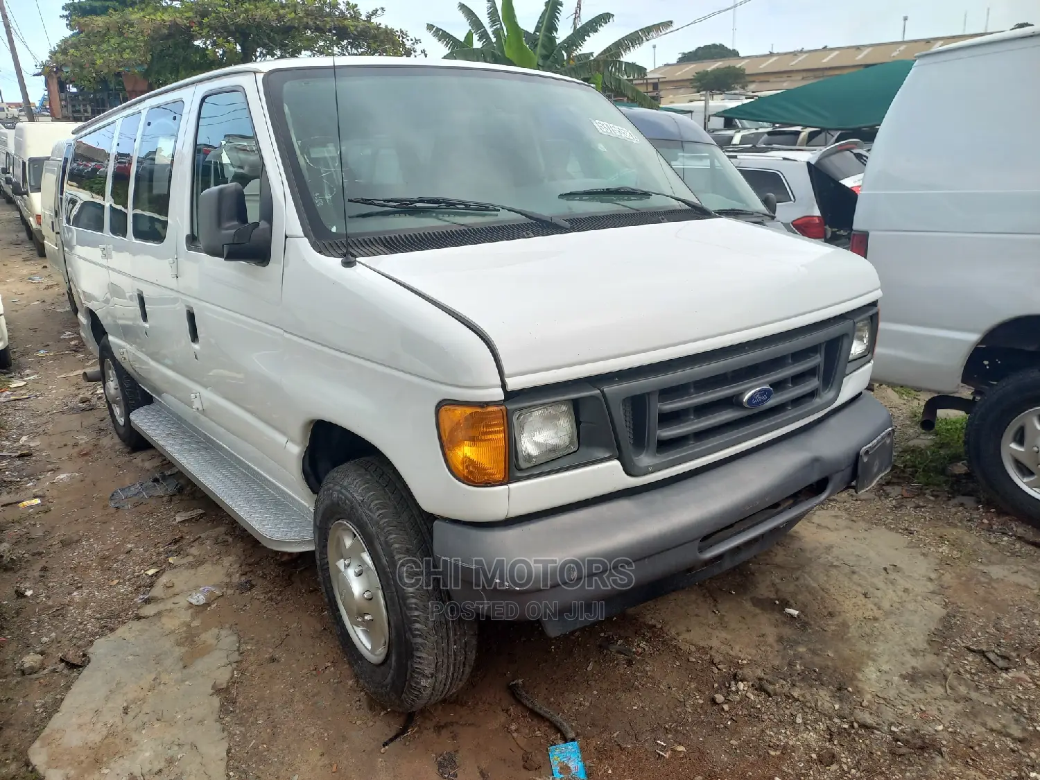 Ford E350 2006 White