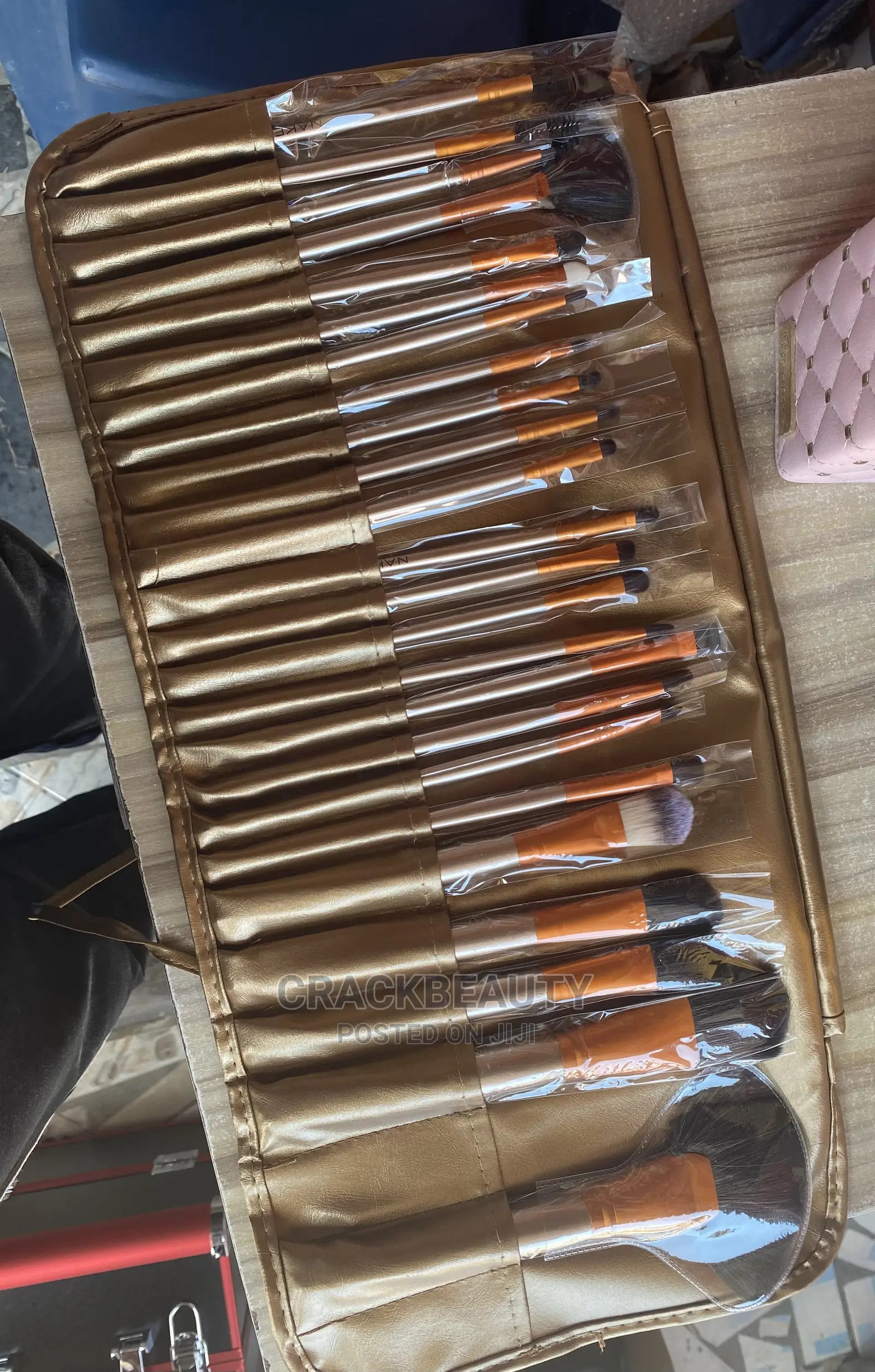 24 Set Naked Makeup Brush