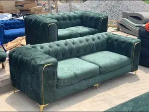 Couch of 5 Seater for Homes/ Hotels/ Lounges/ Guesthouses