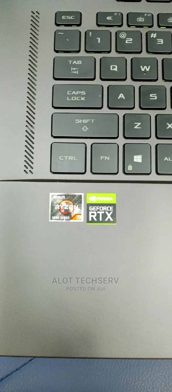 Laptop Razer Blade Advanced 16GB Nvidia SSD 1T