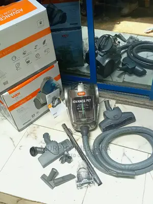 Vax Bagless Vacuum Cleaner 2000W