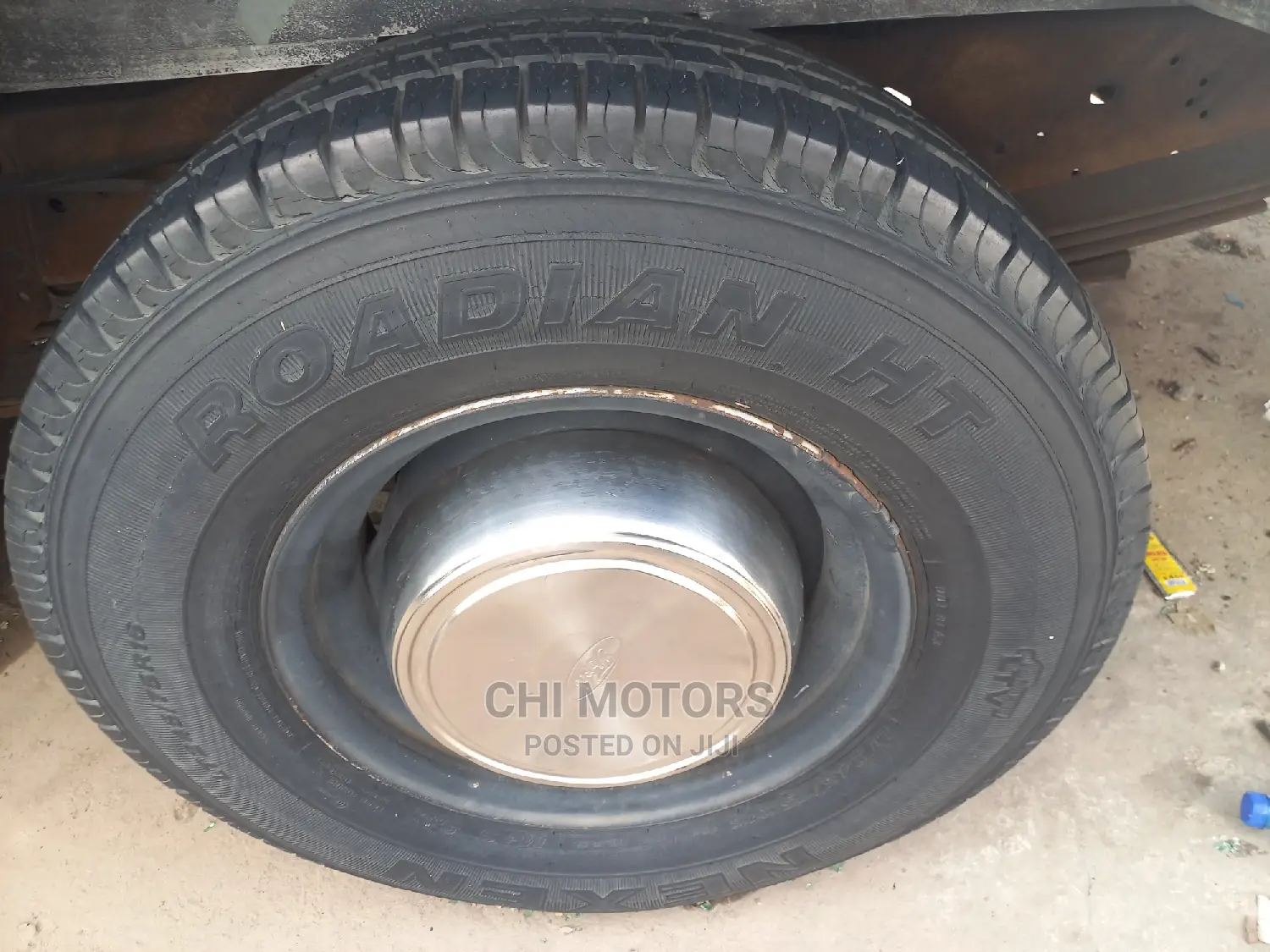 Ford E250 2000 White