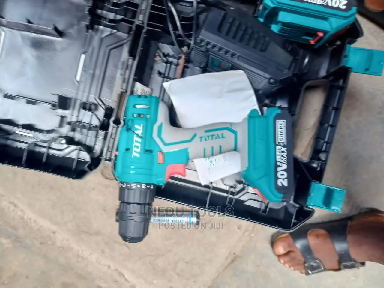 20v Double Battery Total Drilling Machine