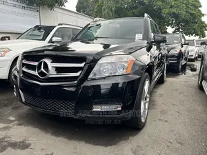 Mercedes-Benz GLK-Class 350 2011 Black