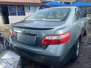 Toyota Camry 2009 Green