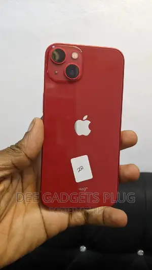 Apple iPhone 13 128 GB Red