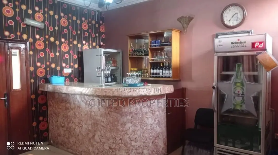 18 Rooms Fully Tastefully Furnished Hotel in Ph