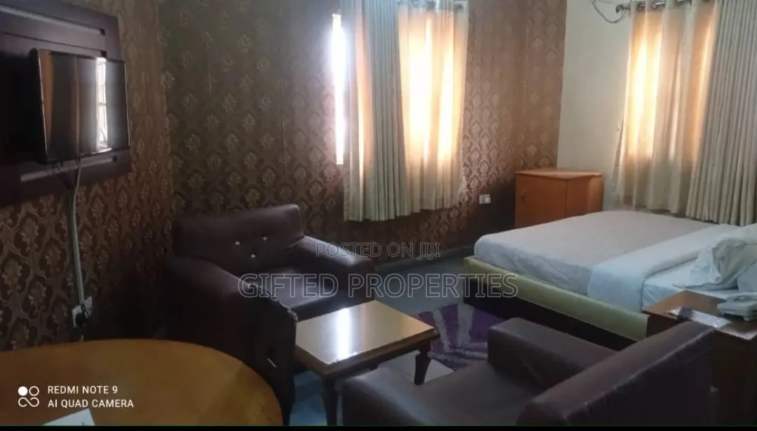 18 Rooms Fully Tastefully Furnished Hotel in Ph