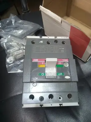 250amps 3pole MCB