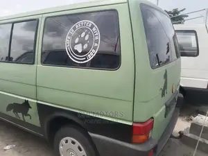Volkswagen Transporter 2006 Green