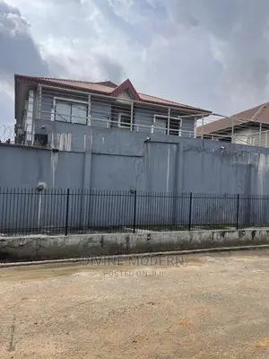 3bdrm Block of Flats in Moke Oyeladun, Abule Egba for sale
