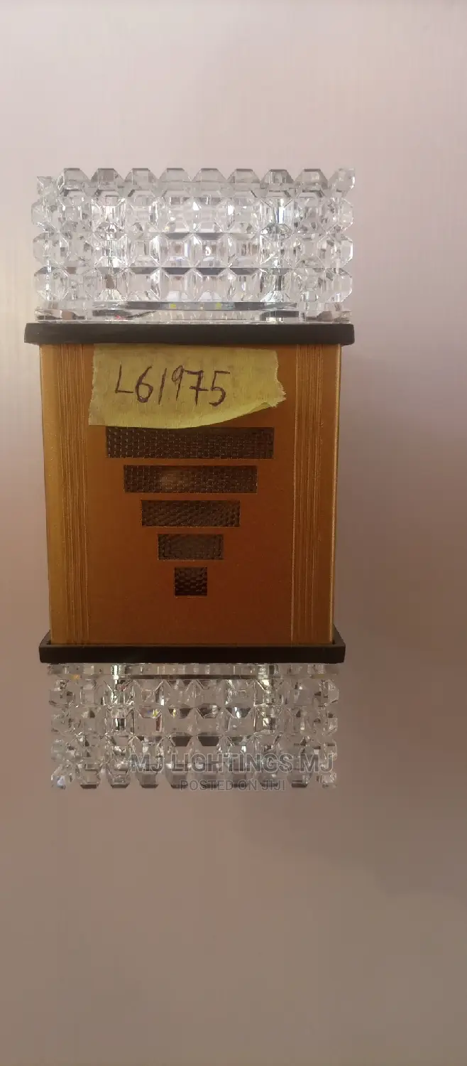 Outdoor Gate Lamp