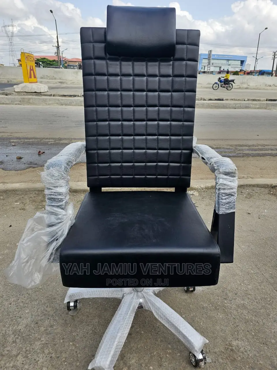 Executive Chair
