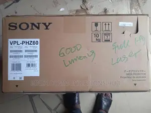 SONY VPL-Phz60 Projector