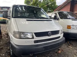 Volkswagen Transporter 2003 White