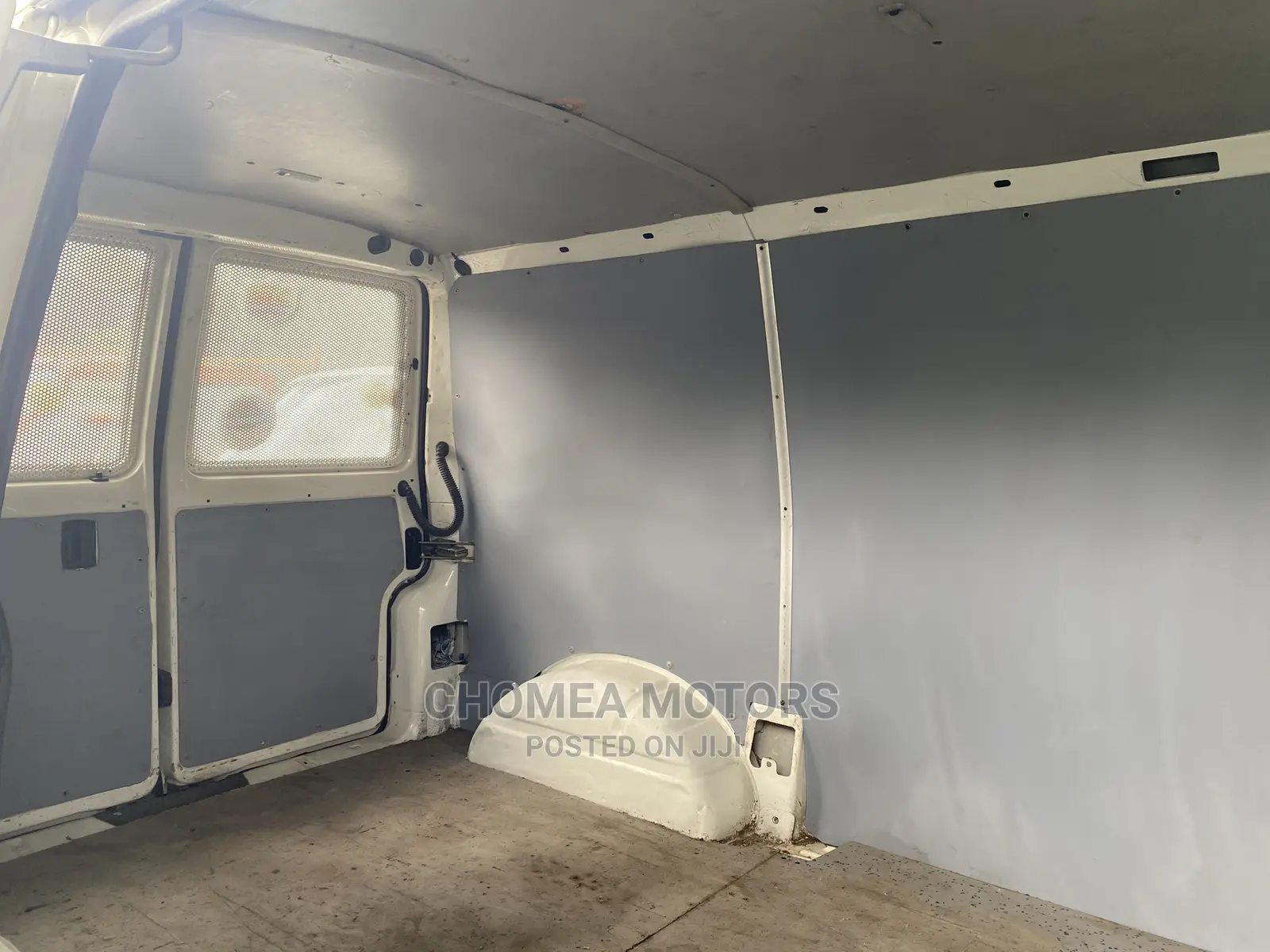 Volkswagen Transporter 2003 White