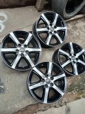17 Alloyed Rim Camry!