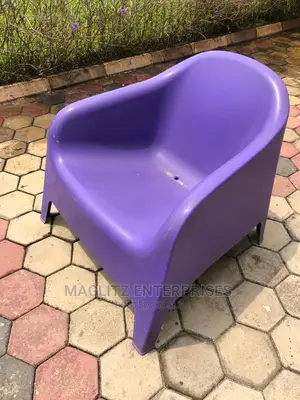 Quality Plastic Chairs