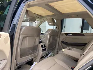 Mercedes-Benz M Class ML350 4dr SUV (3.5L 6cyl 7A) 2015 Black