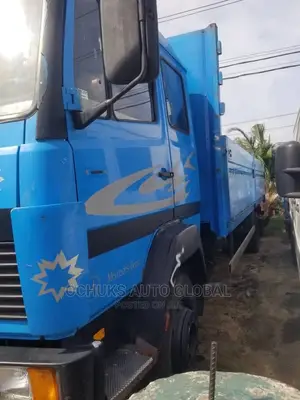 M/Benz Truck High Bucket 1317 Model Pick Up Van