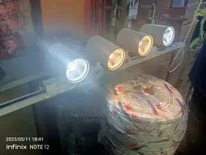 40watt 4-light In1. Track Light