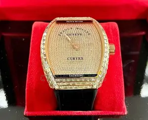 High Quality Franck Muller Wristwatch Stones Within