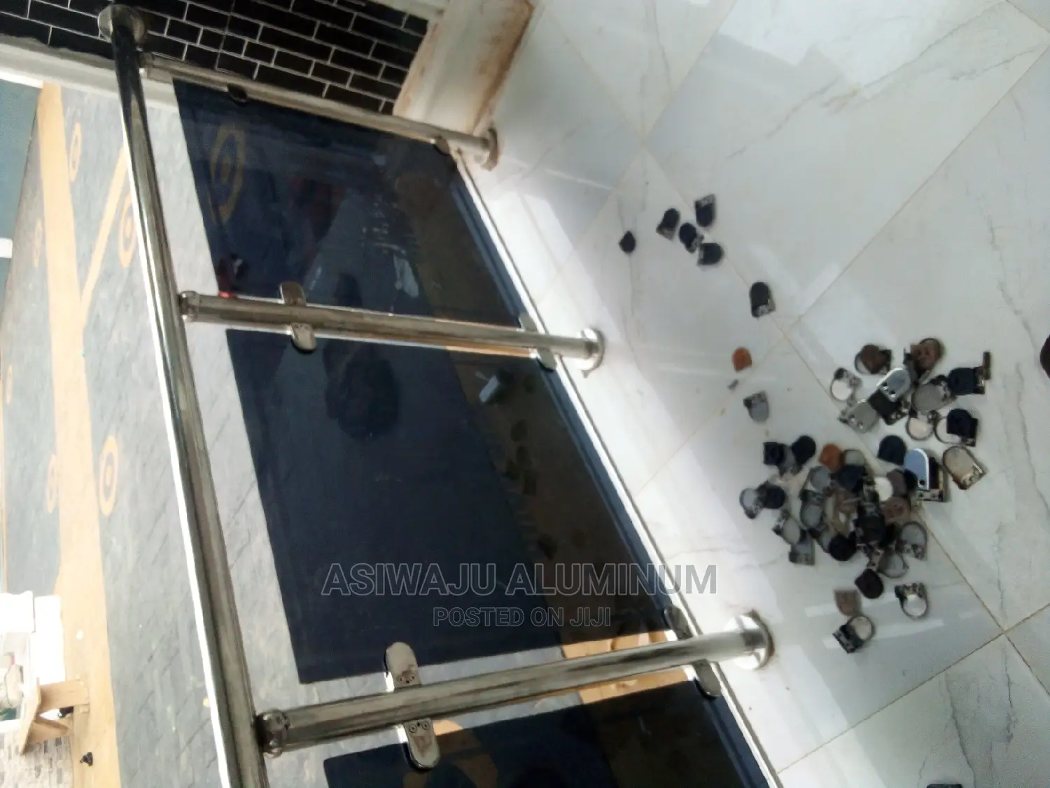 Stainless Handrails With Glass