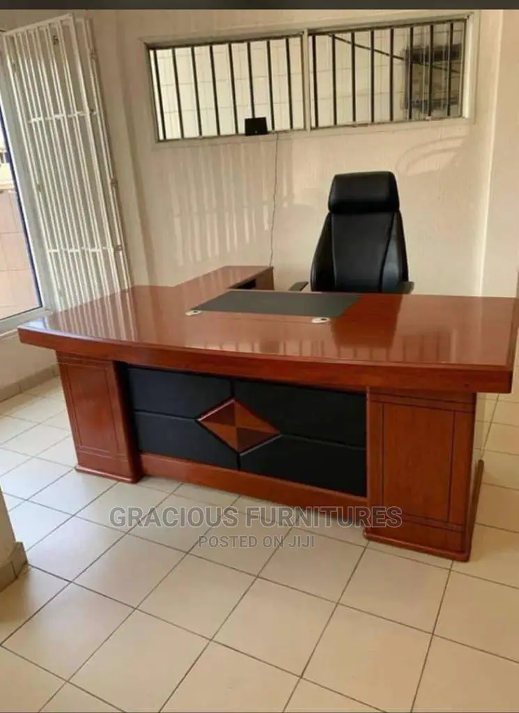 1.6 Executive Office Table