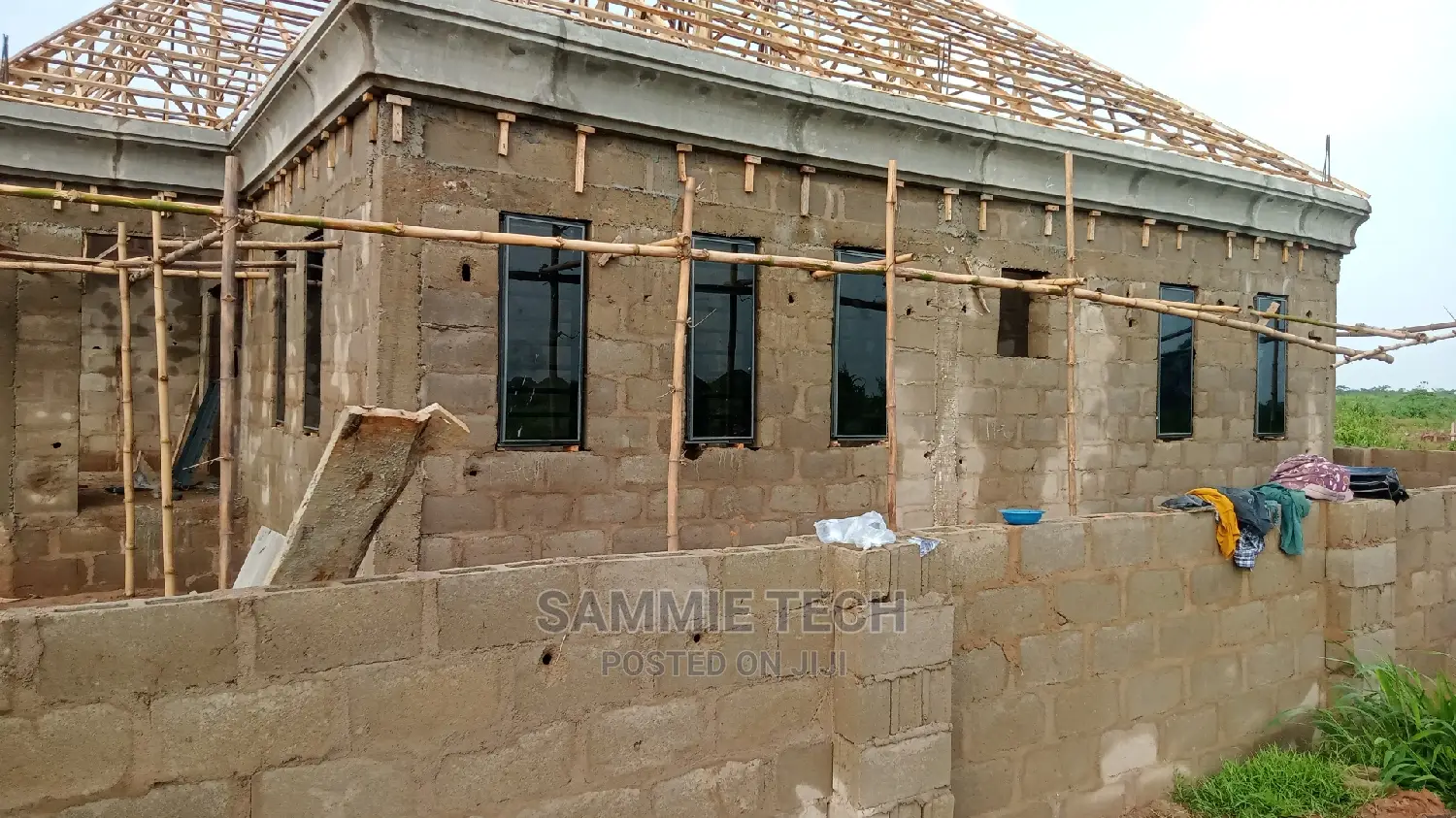 Framless Windows With Inner Buglary and Net
