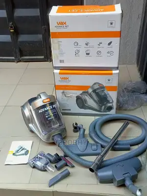 Vax Bagless Vacuum Cleaner 2000W