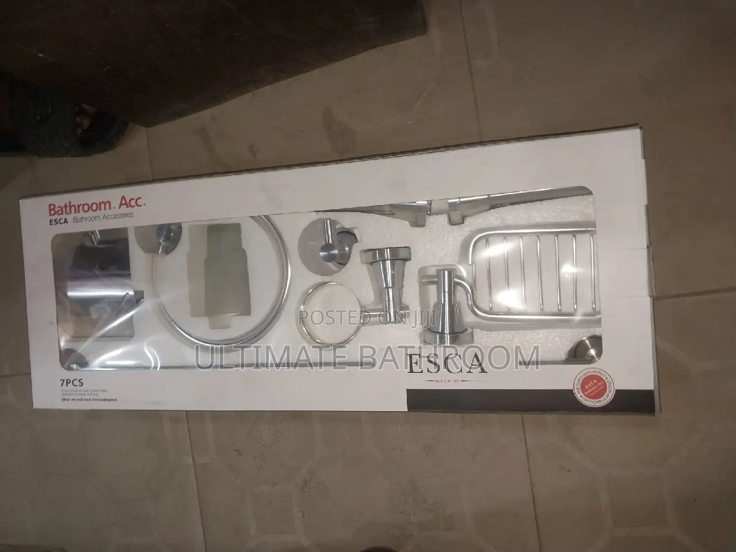Esca Bathroom Accessories