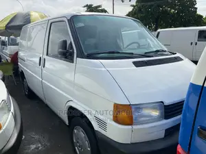 Volkswagen Transporter 2002 White