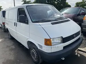 Volkswagen Transporter 2004 White